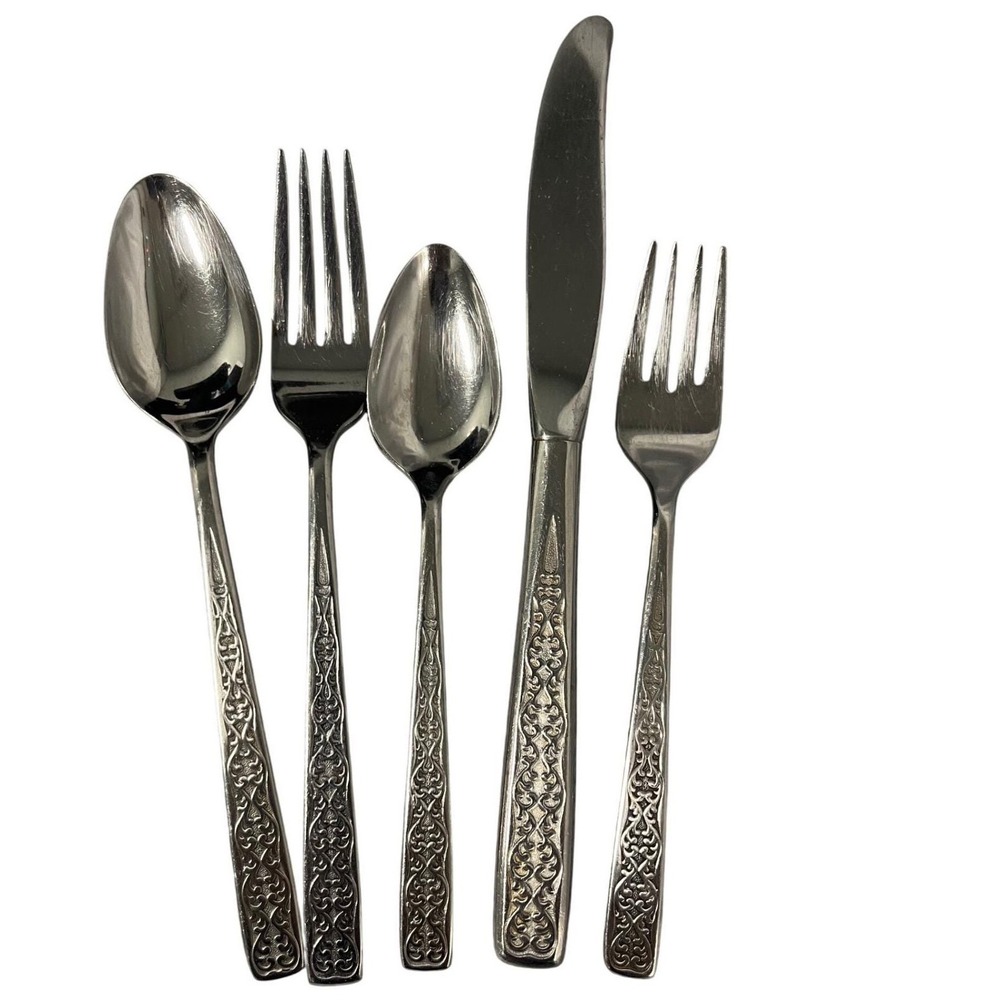 Wm Rogers stainless‎ steel Calypso by International Silver 5 piece place set
